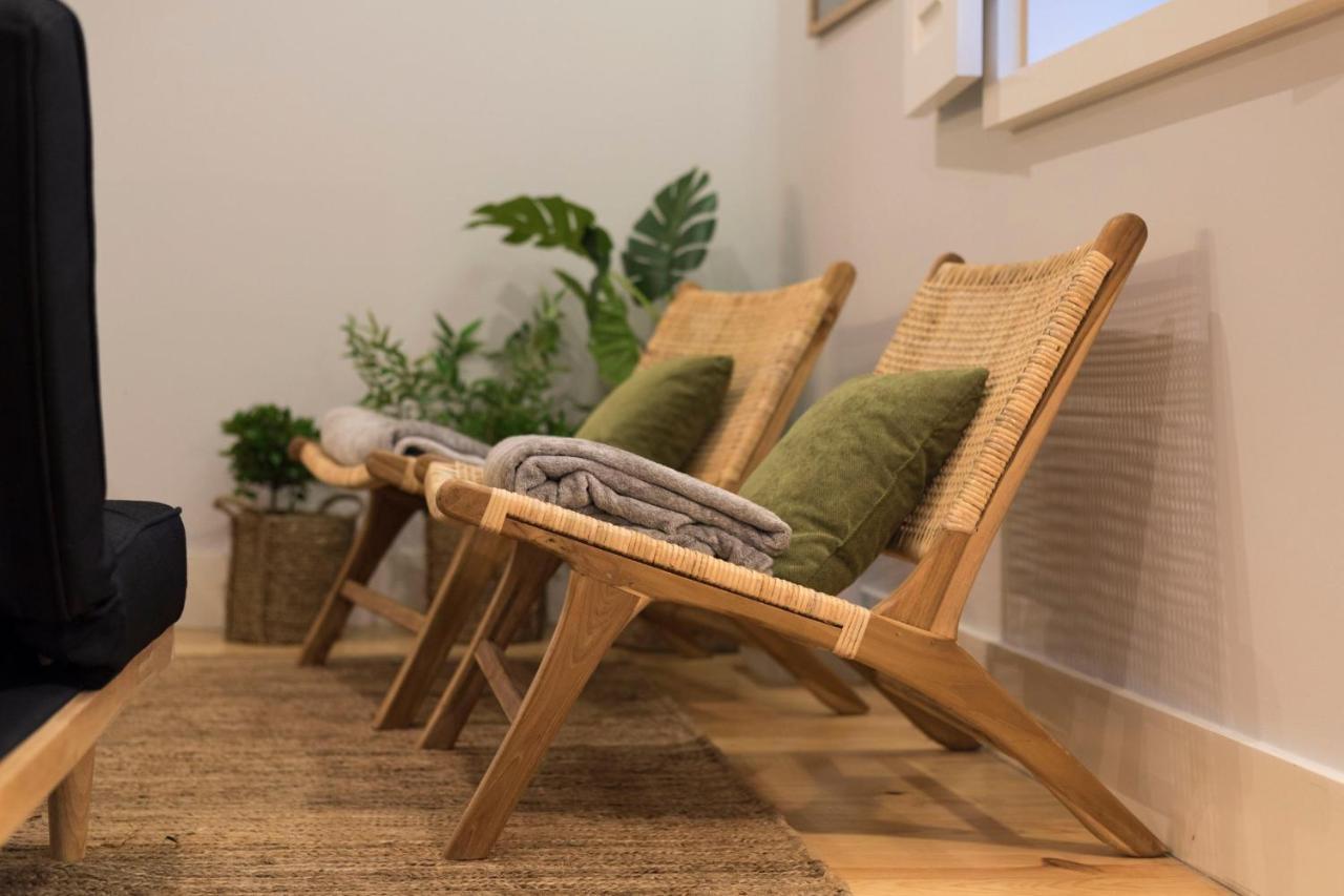 Lovelystay - Porto Peaceful Living W/ Backyard ภายนอก รูปภาพ