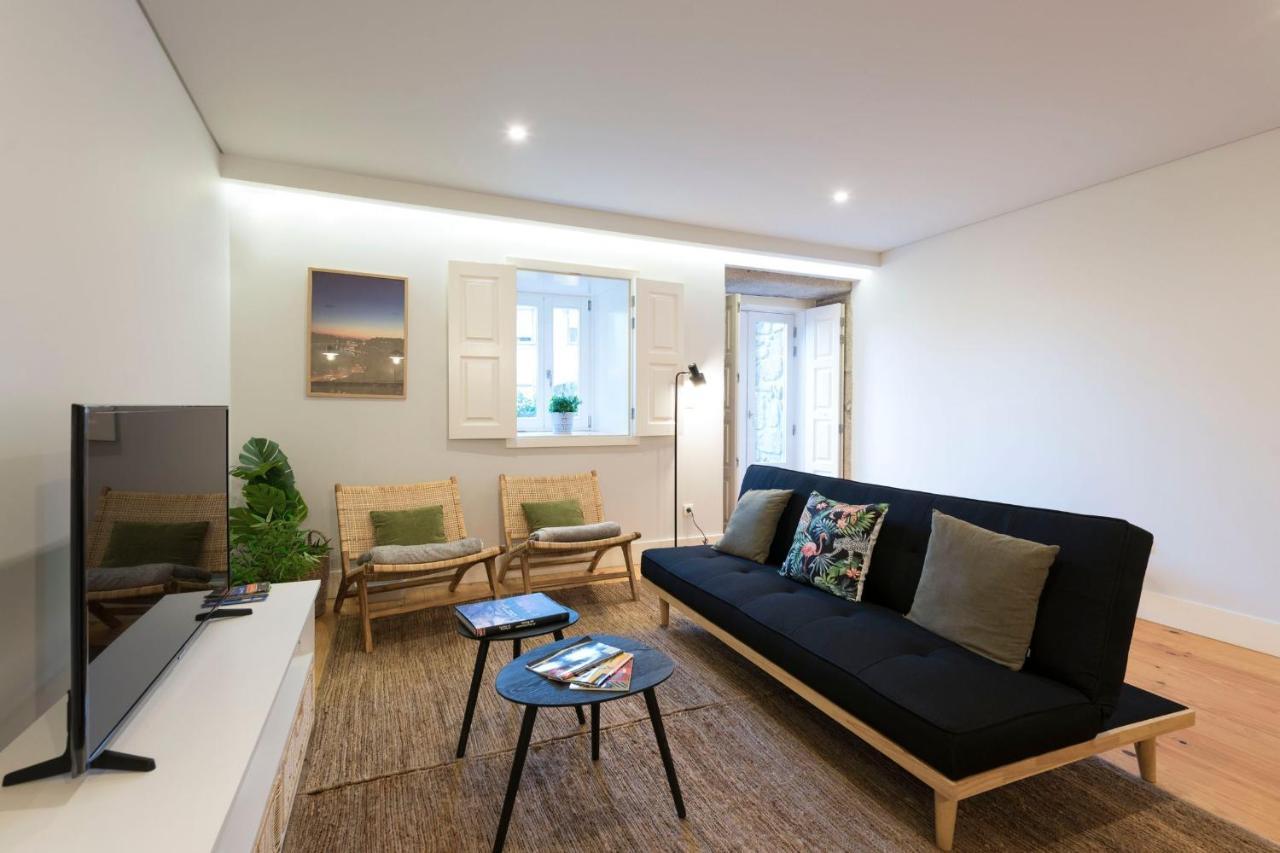 Lovelystay - Porto Peaceful Living W/ Backyard ภายนอก รูปภาพ