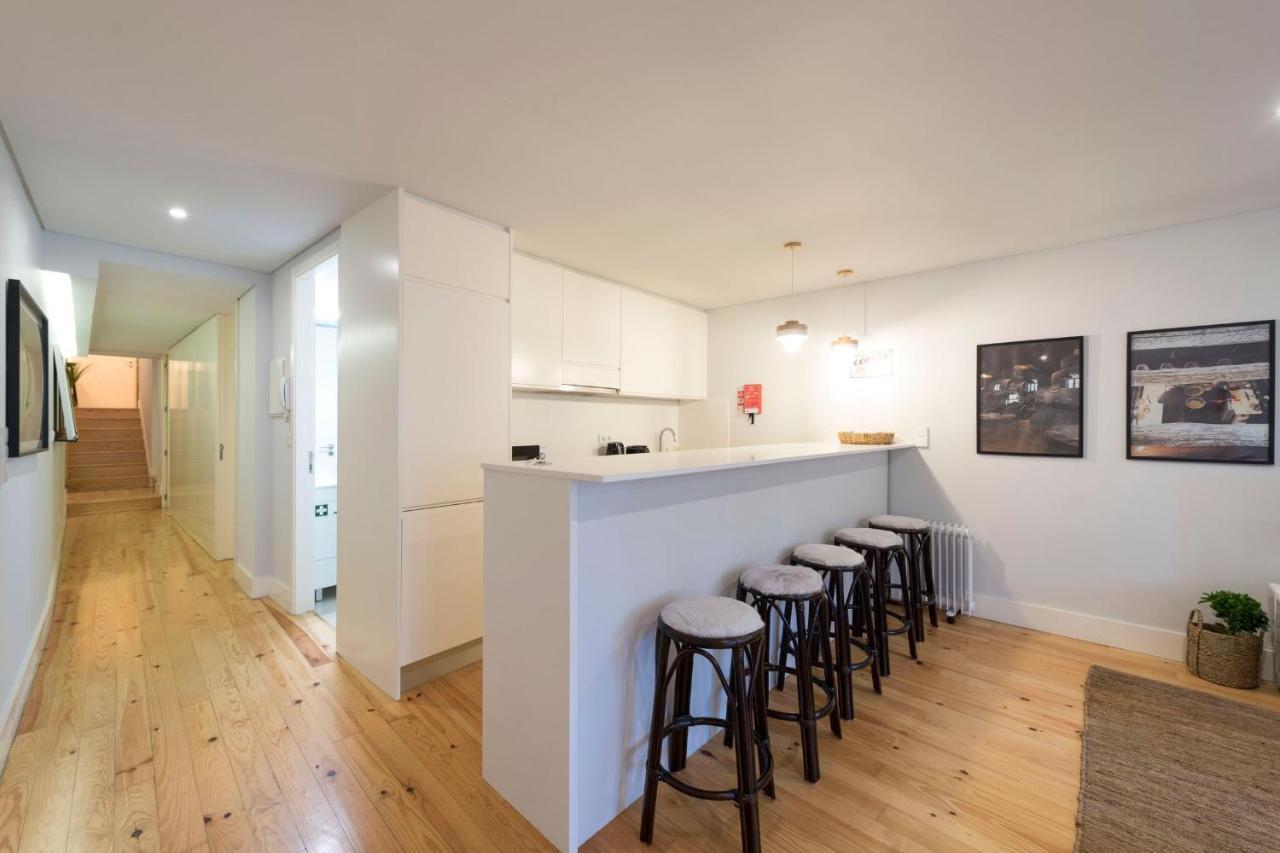 Lovelystay - Porto Peaceful Living W/ Backyard ภายนอก รูปภาพ
