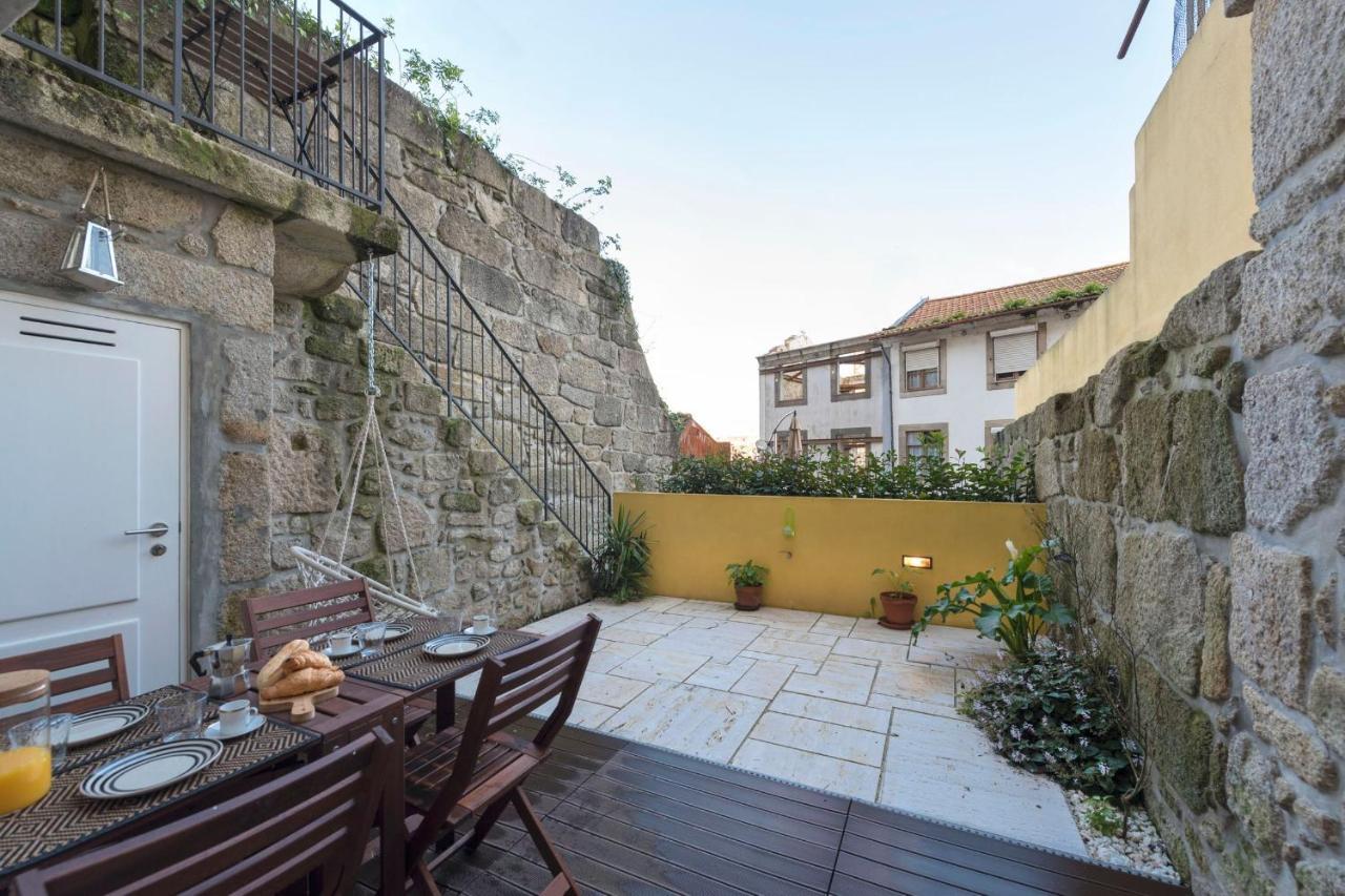 Lovelystay - Porto Peaceful Living W/ Backyard ภายนอก รูปภาพ